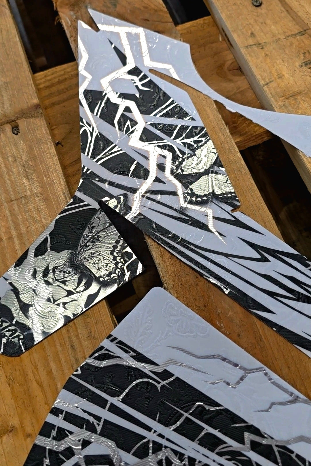 Full Custom Graphics